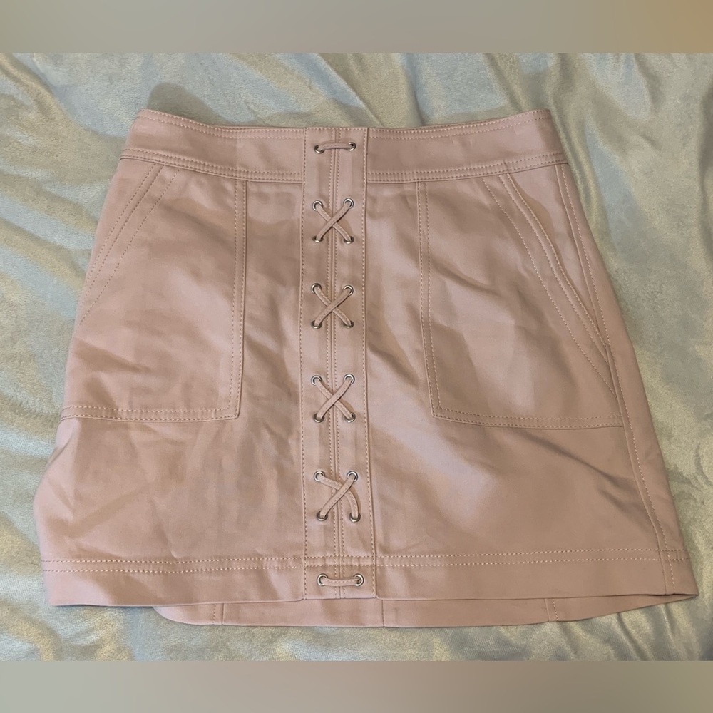 Express powder Pink Lace-Up mini skirt size 4 NEW